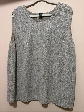 Sleeveless Knit Tank Top in Heather Sage Gray